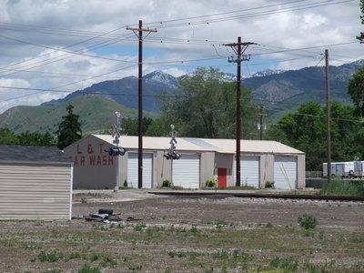 Image: Car Wash — Commercial property near the Lillywhite property.