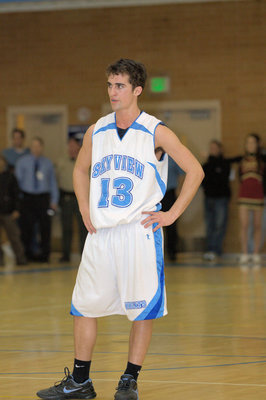Image: Colton Arave (#13) waiting on a free-throw