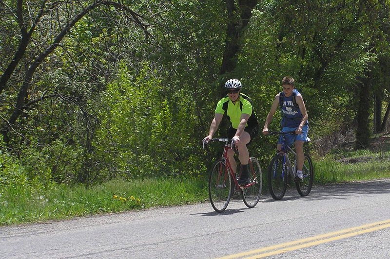 Image: Kevin Rhodes — Kevin Rhodes and another rider heading up Smithfield canyon.