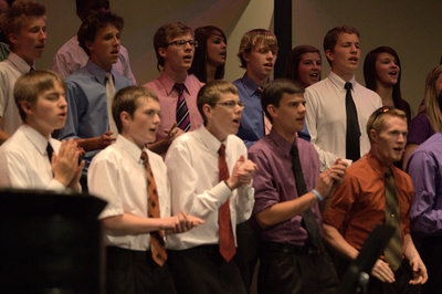 Image: Concert Choir sings “Praise His Holy Name!” by Keith Hampton